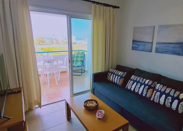 Camelia Λάρνακα